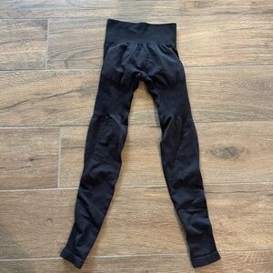 Lazuli Scrunch/Compression Lift Leggings